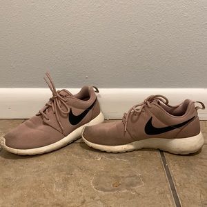 Pink Nike Roshe One sneakers